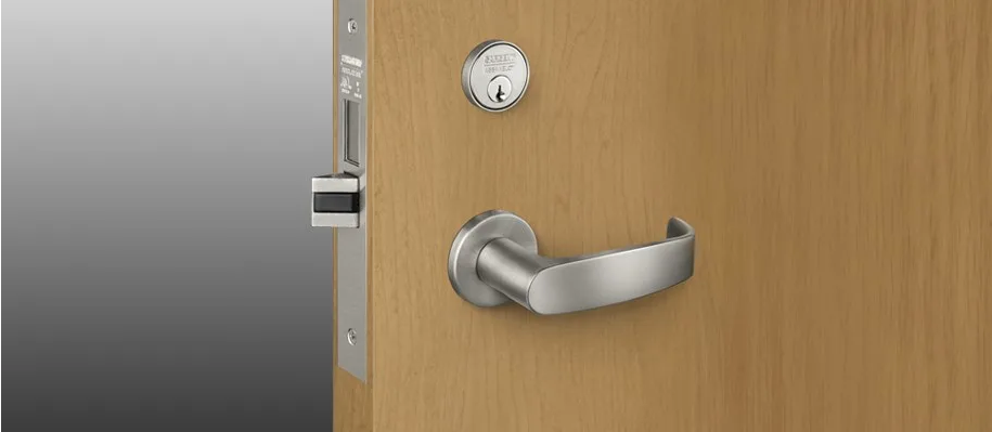 Sargent 8200 Series Mortise Lock w/ Studio Collection Wooster Square Lever & Rose