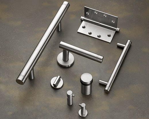 Rockwood RM3131/RM3181 Grooved Offset Door Pull w/ Flat Ends