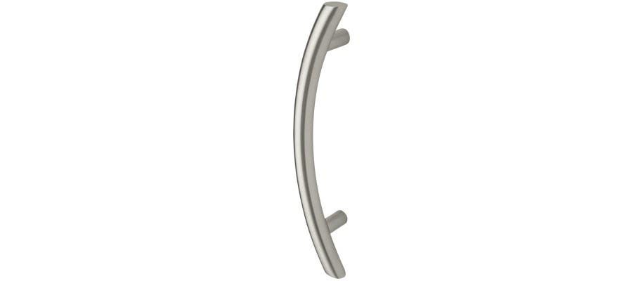 Rockwood RM4510 CenTrex - Shaped Side Radius Pull, 12" Center to Center