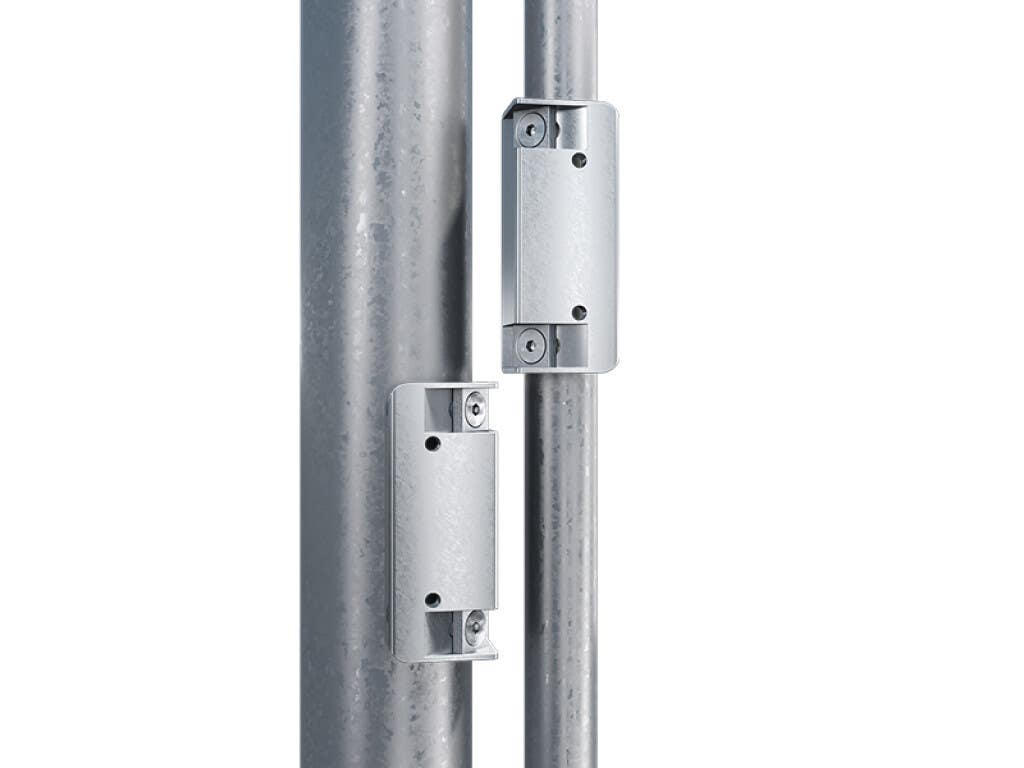 Locinox CLB-TIGER Chain Link Bracket For Tiger Gate Closer