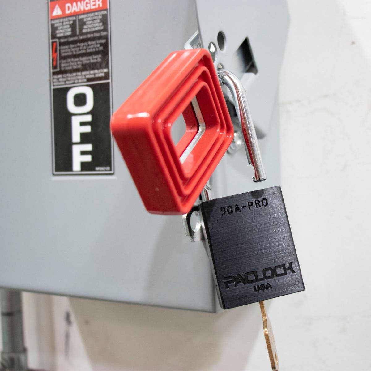 Paclock 90A-PRO 1/4" Shackle Dia. 7-Pin Aluminum Lock Out-Tag Out Padlock,PR1 Keyway